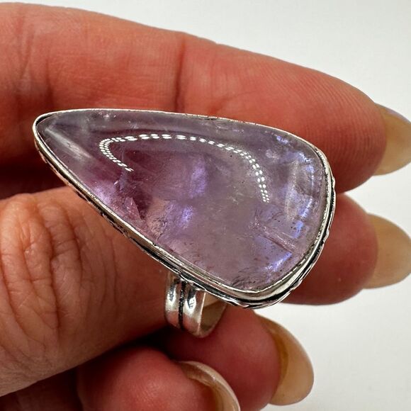 Stunning Large Pear cut Cabochon Amethyst in sterling silver ring! Size 11 - Picture 5 of 15